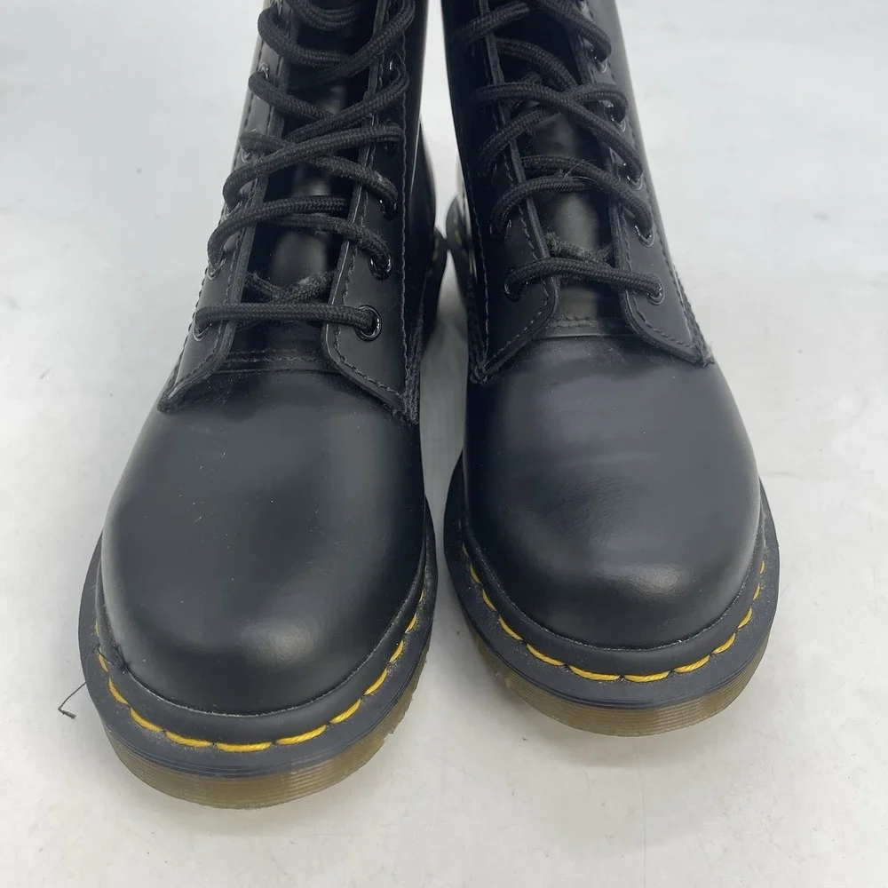 Doc Dr. Martens Leather Boots Womens 7 Black Smooth 11822 Workwear Grunge NWOT